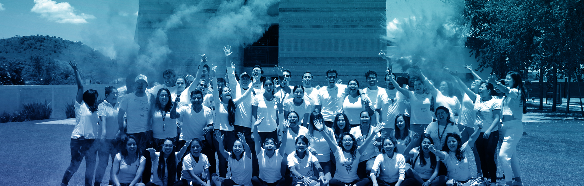 Trabaja con nosotros